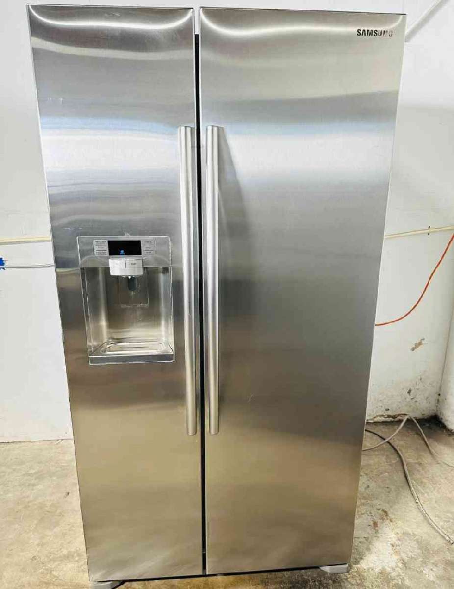 Standing Refrigerator
