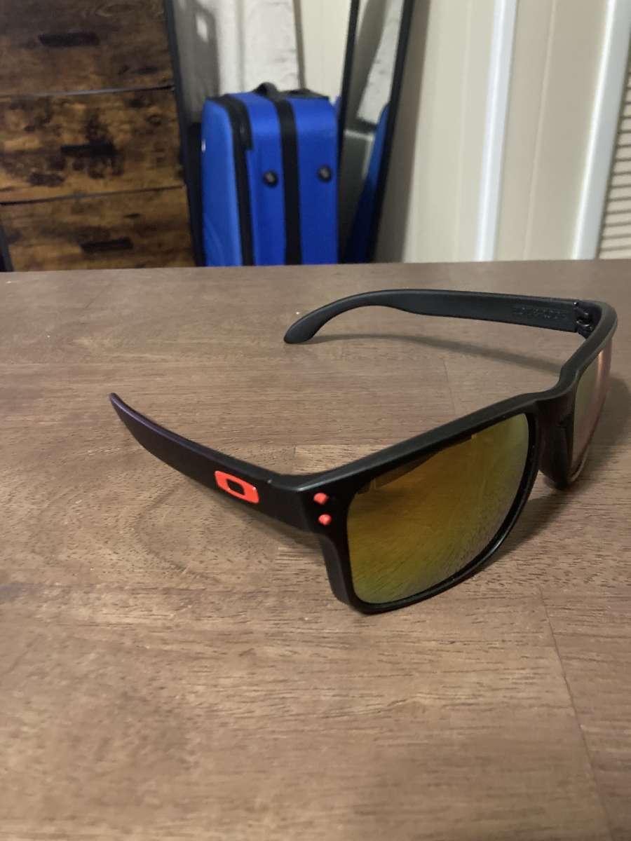 Men Oakley Sunglasses