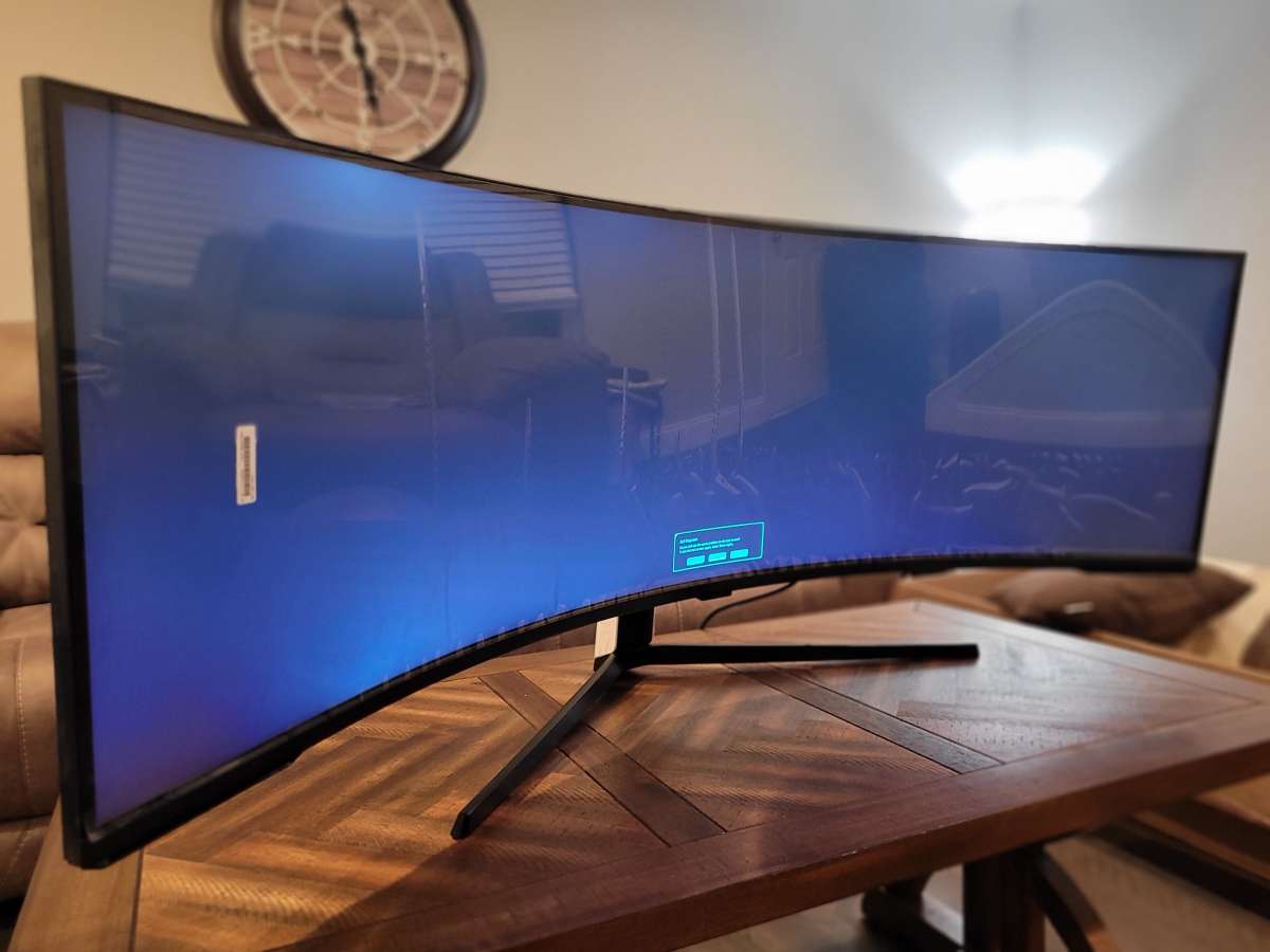 Samsung 57 Odyssey Neo G9 Series Dual 4K UHD Curved Gaming M