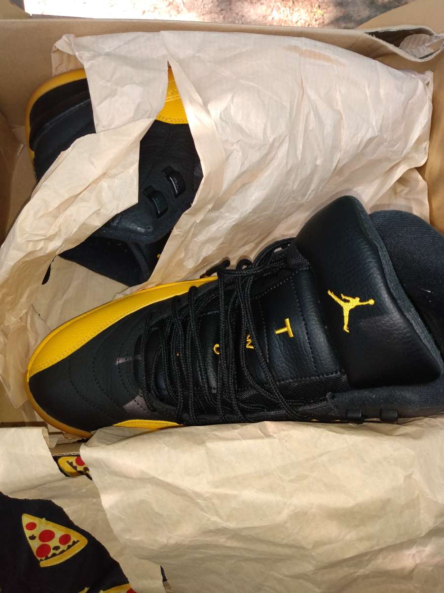 Air Jordan Retro 12