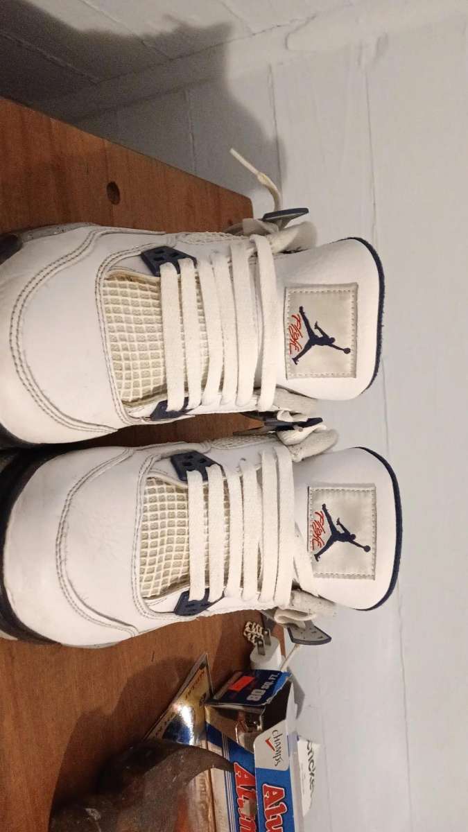 jordan 4 nevis size 7