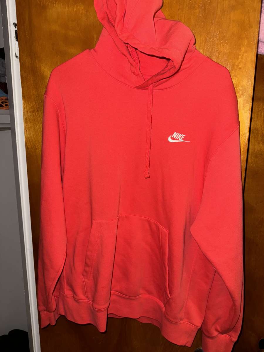 mens size large  Nike hoodie