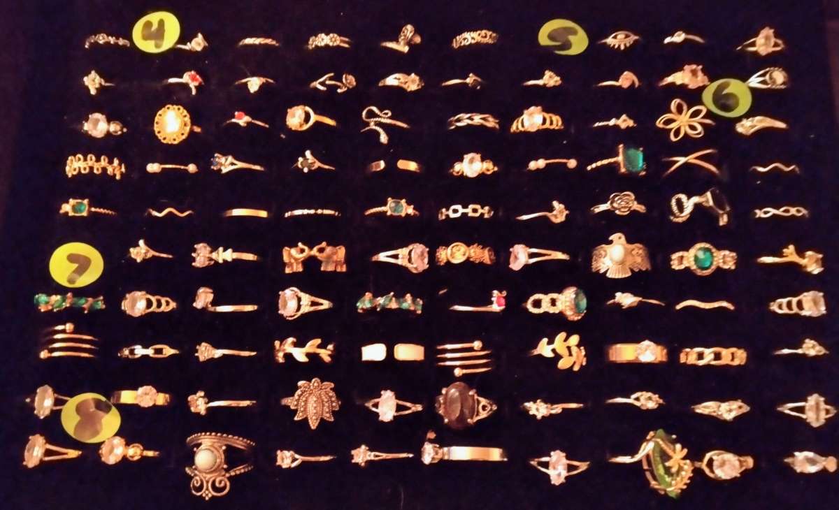 MEN AND WOMENS RINGS AND WEDDING SETS