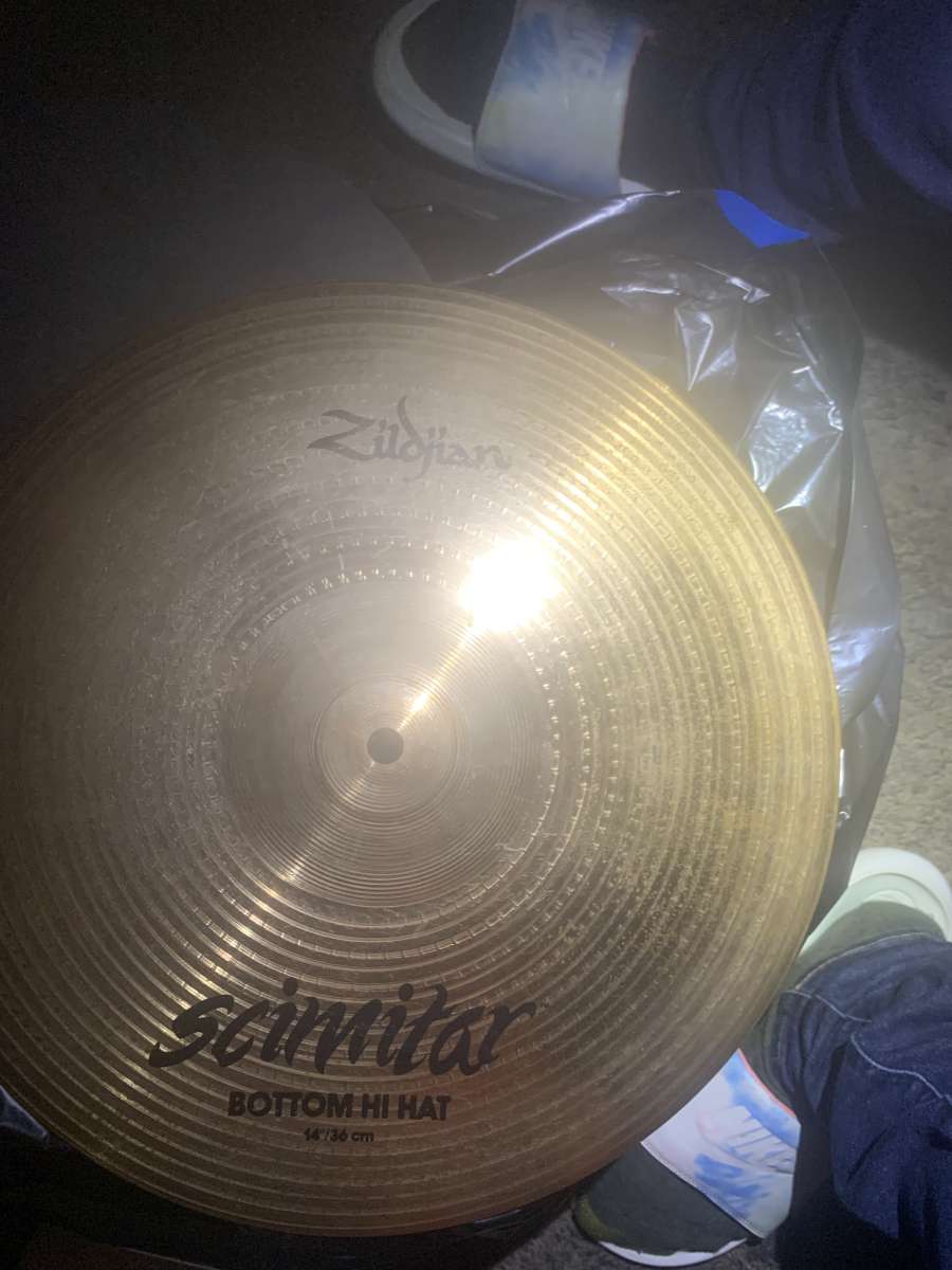 Zildjian Scimitar Hihats Cymbal Set Top and Bottom