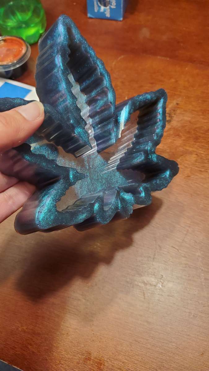 epoxy resin leaf ashtray