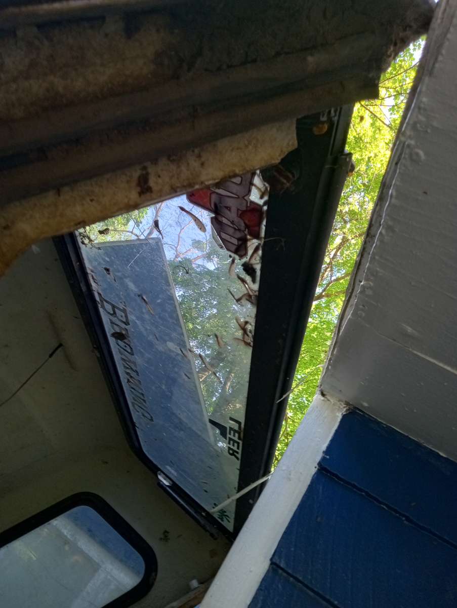 8foot truck cap for dodge