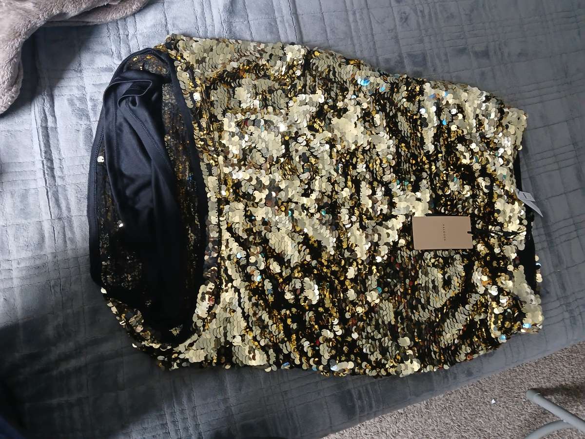 una falda de nueva de lujo para mujer size  S