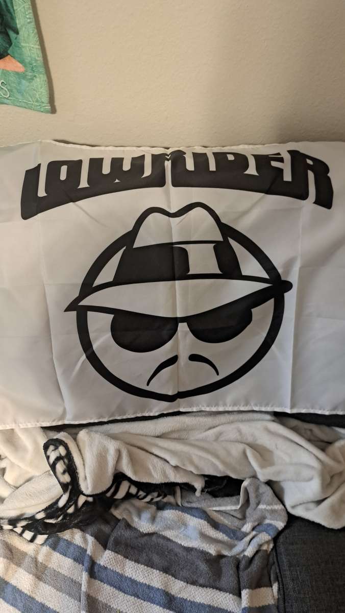 small white lowrider flag