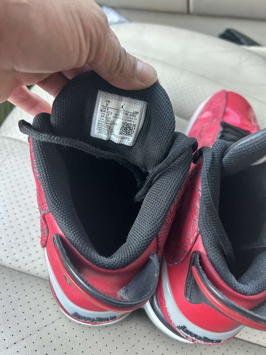 Jordan dub zeros gym red size 9 mens in great condition