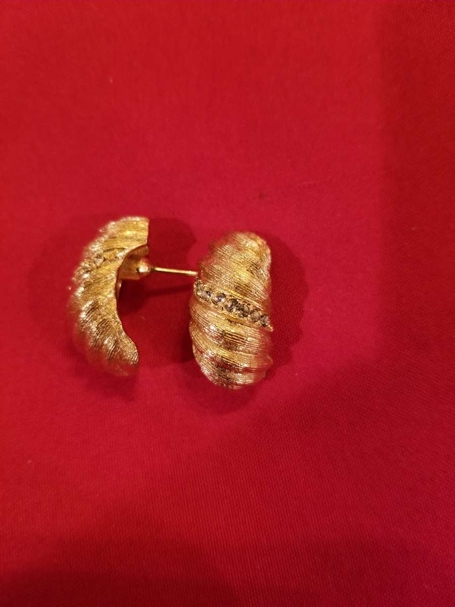 Vintage Christian Dior gold plated crystal accent earrings