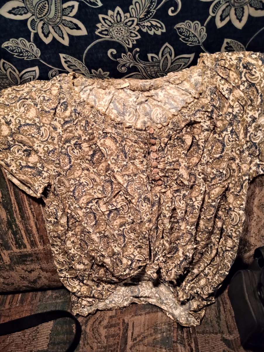 womens shirts an tank tops