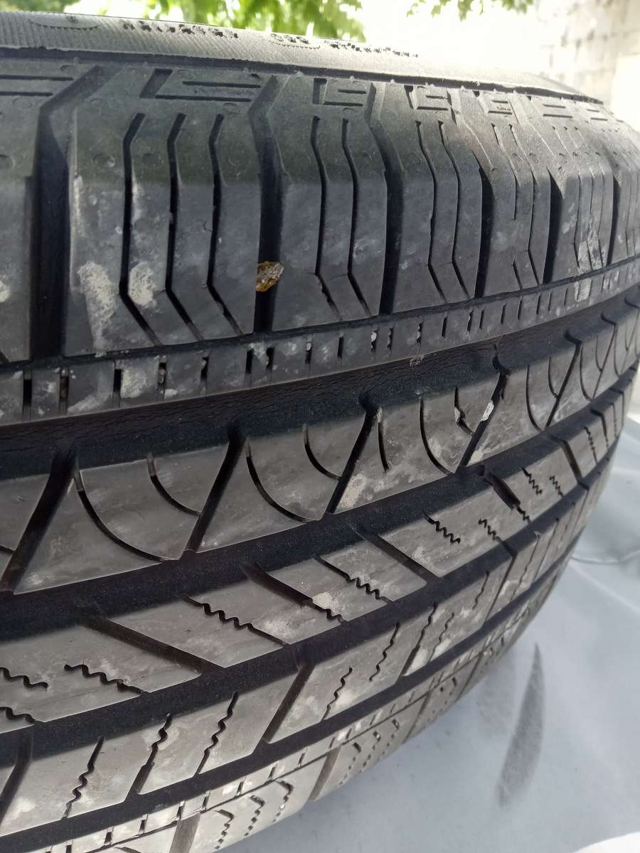 tires 225 65 R 17