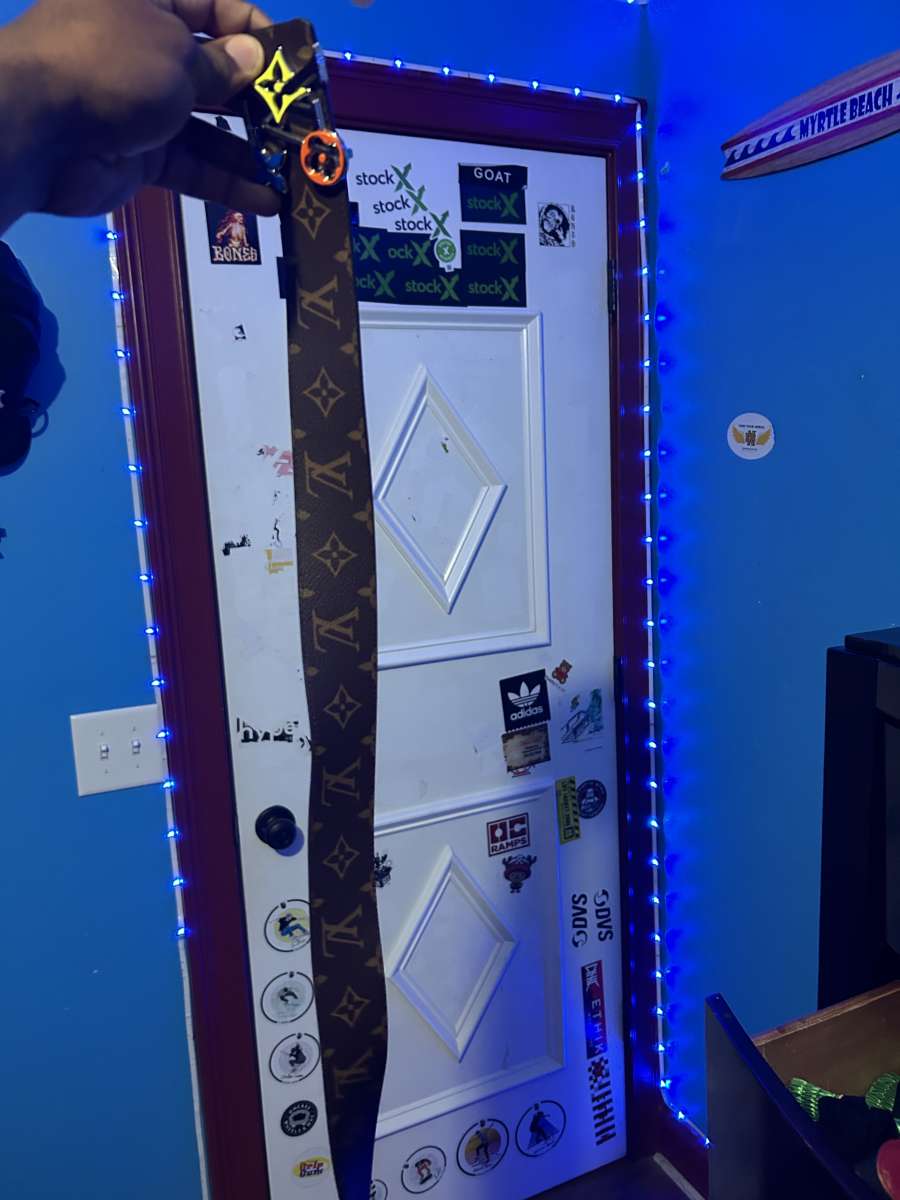 Louis Vuitton belt