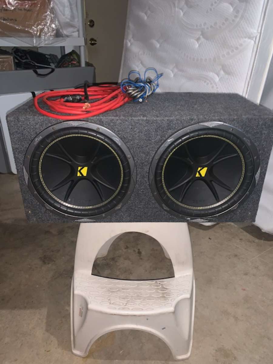 Subwoofer Amp And Cables