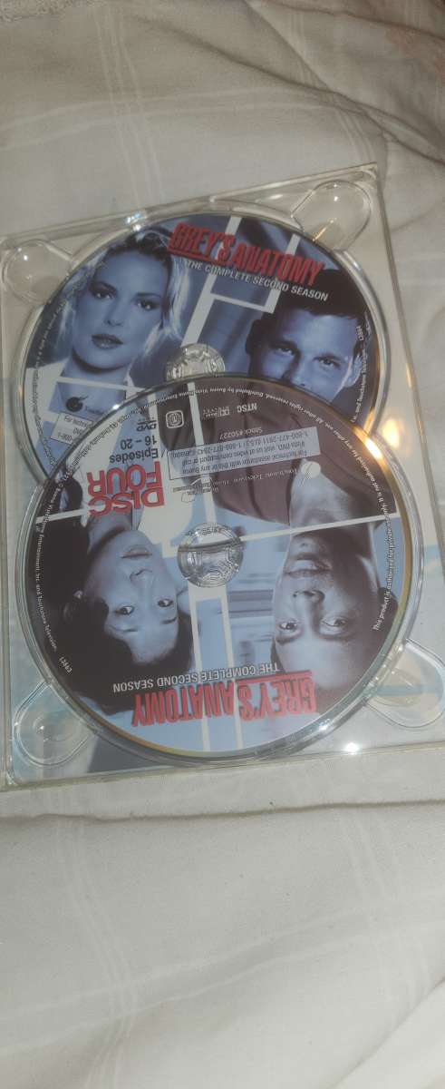 season 1 of stays anatomy good condition