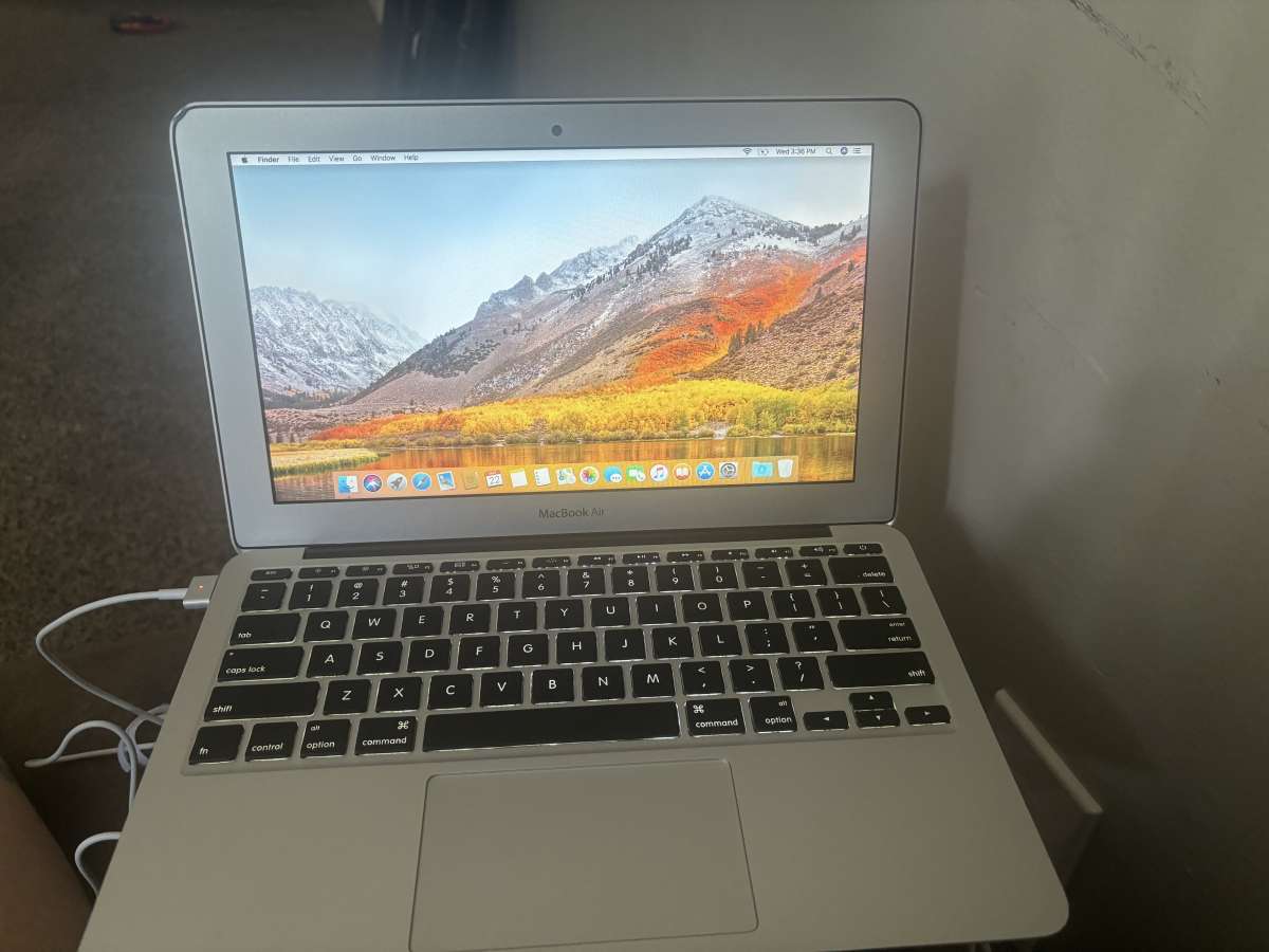Apple MacBook Air