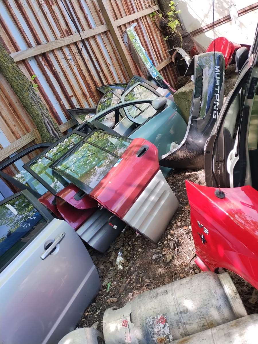 auto spare parts piezas de carros