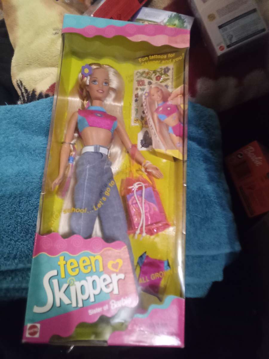 collection 3 barbies and more