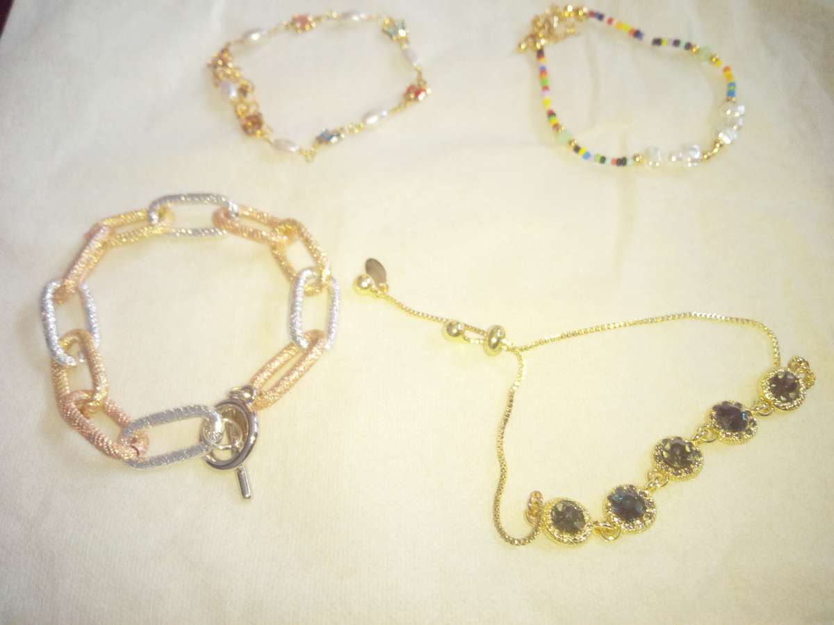 Four Piece BRACELET set 7
