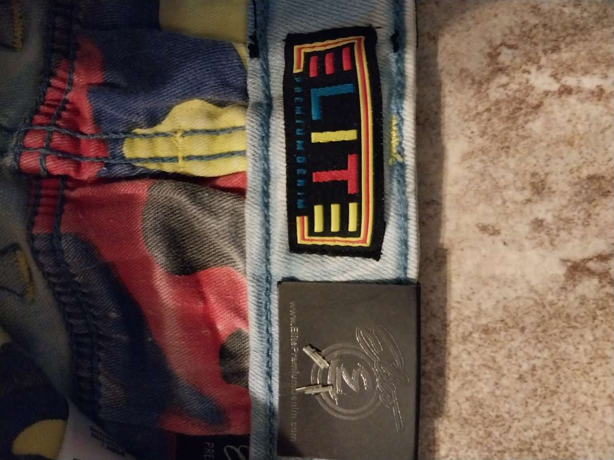 Brand New Elite style Jeans size 5