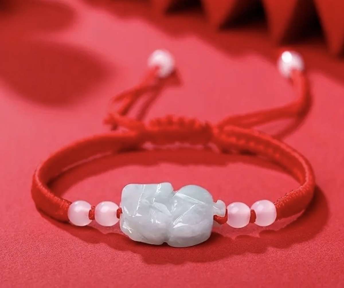 red string jade jadeite pi Xiu dragon