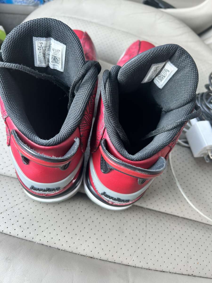 Jordan dub zeros gym red size 9 mens in great condition