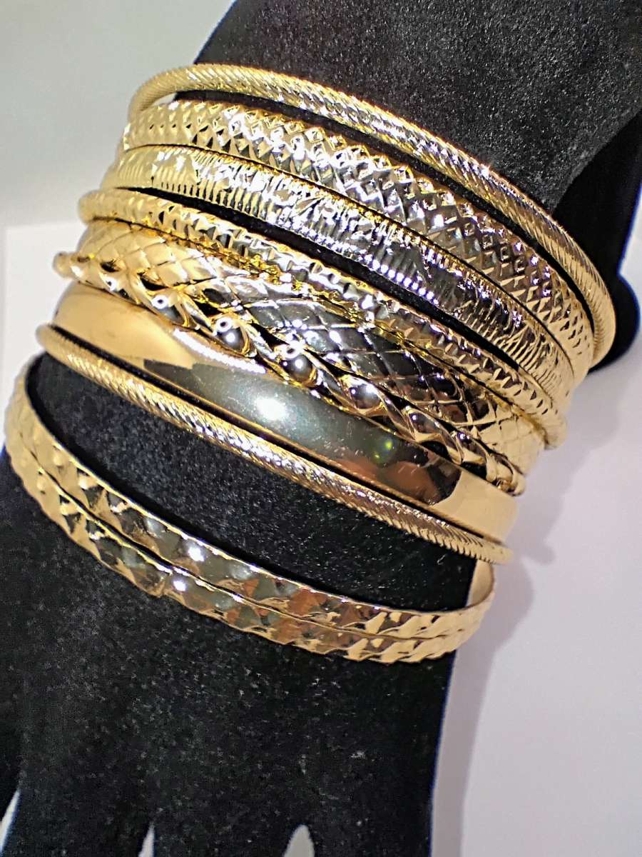 woman bangle bracelet set