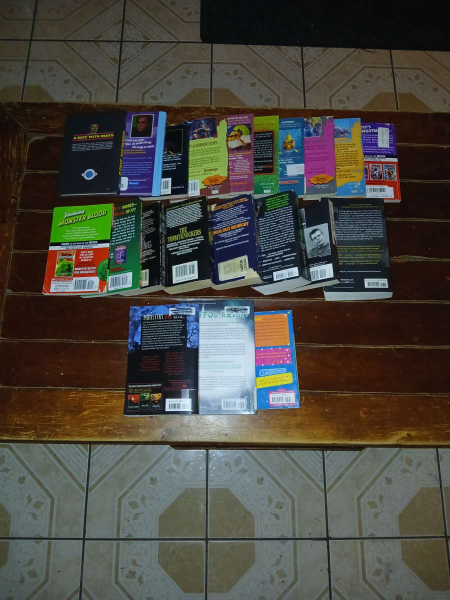Lot Of 21 Horror Books
