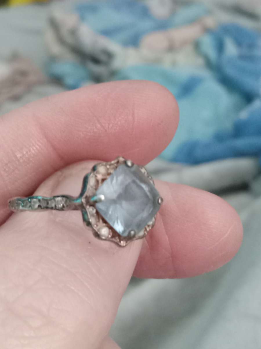 vintage aquamarine engagement ring