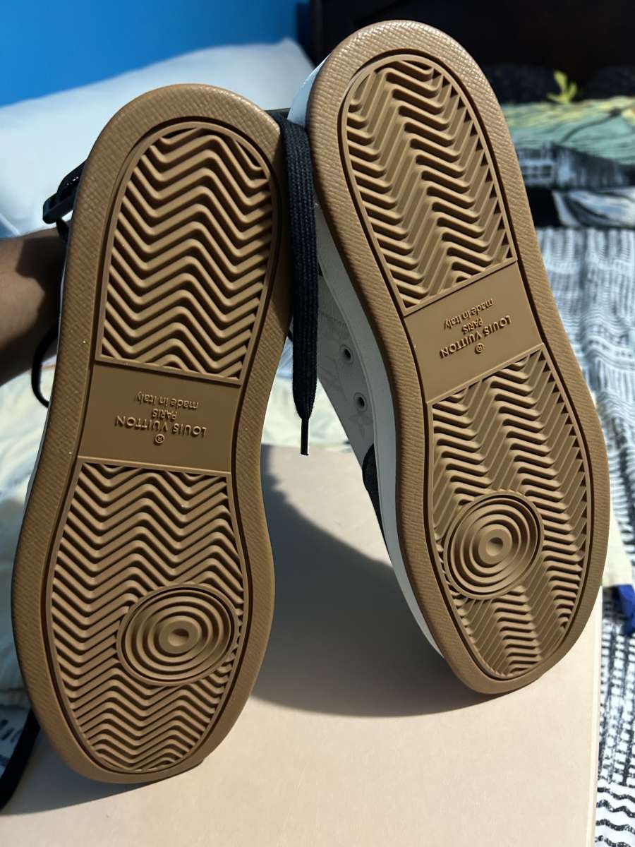 Louis vuitton Rivoli MonogramHigh Top Sneakers