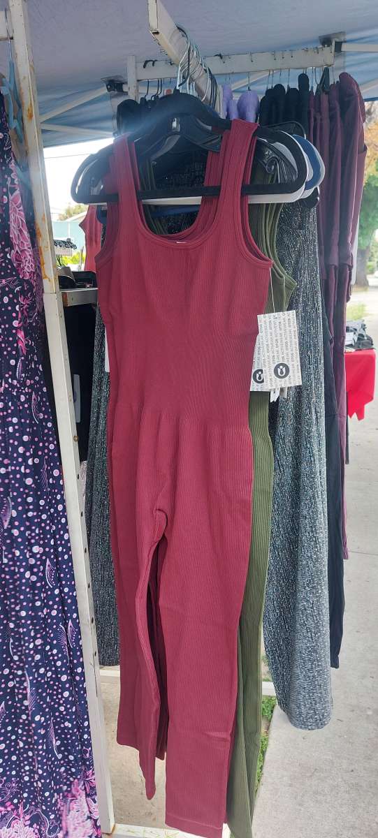 ropa excelente condiciones