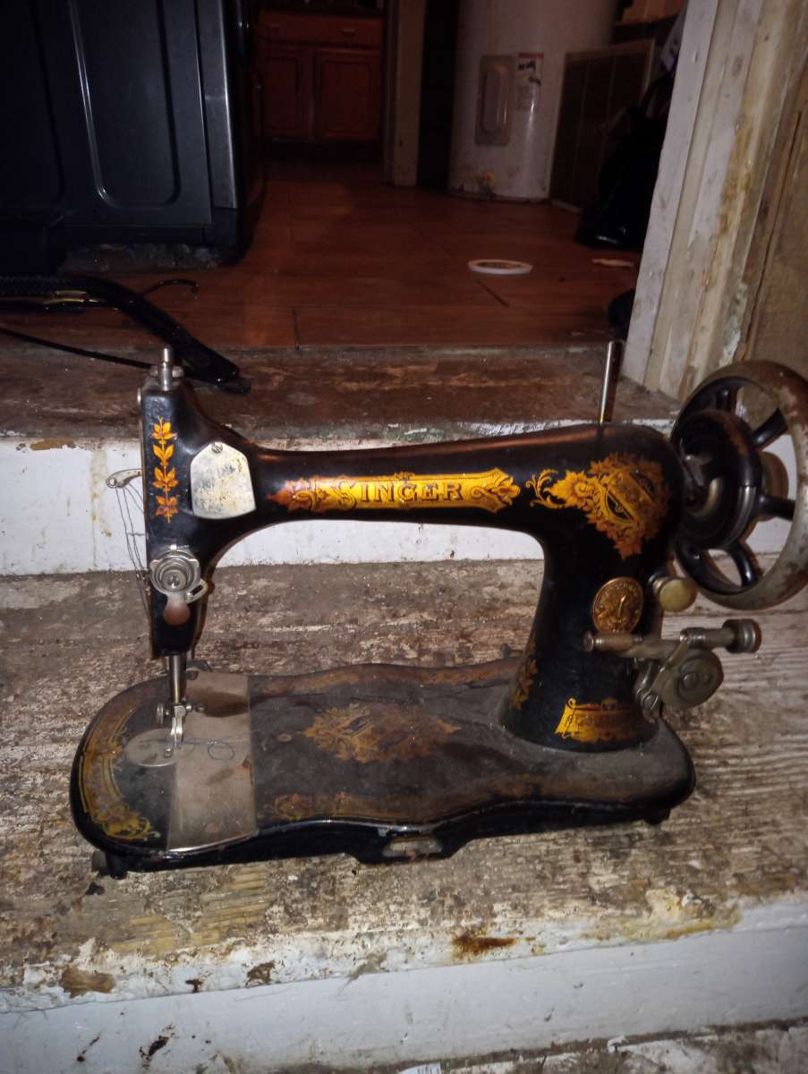 singer sewing machine