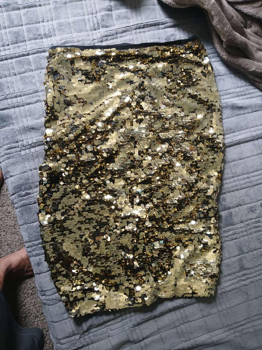 una falda de nueva de lujo para mujer size  S