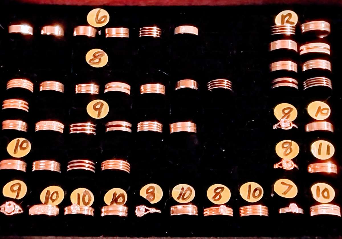 MENS RINGS AND WEDDING SETS