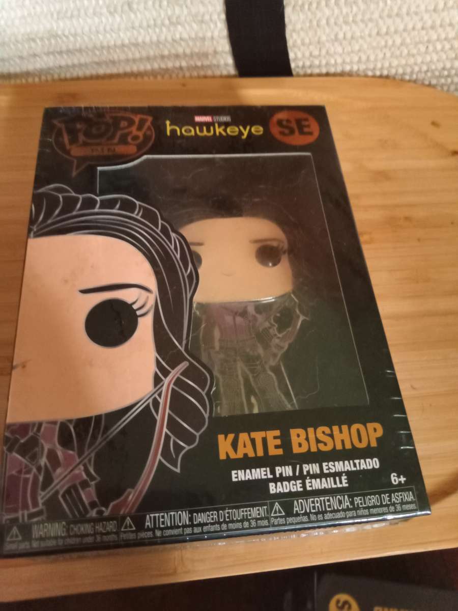 collectible Star war pins