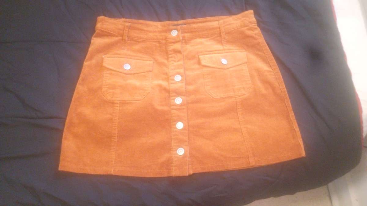 Im brown corduroy skirt button down the front size extra