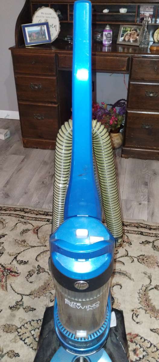 hoover elite rewind plus upright bagless vacuum cleaner