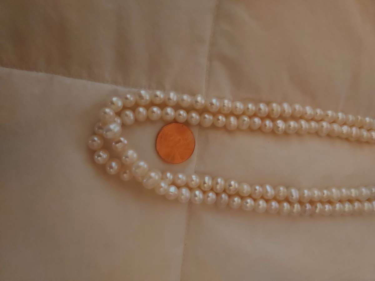 vintage double strand pearls