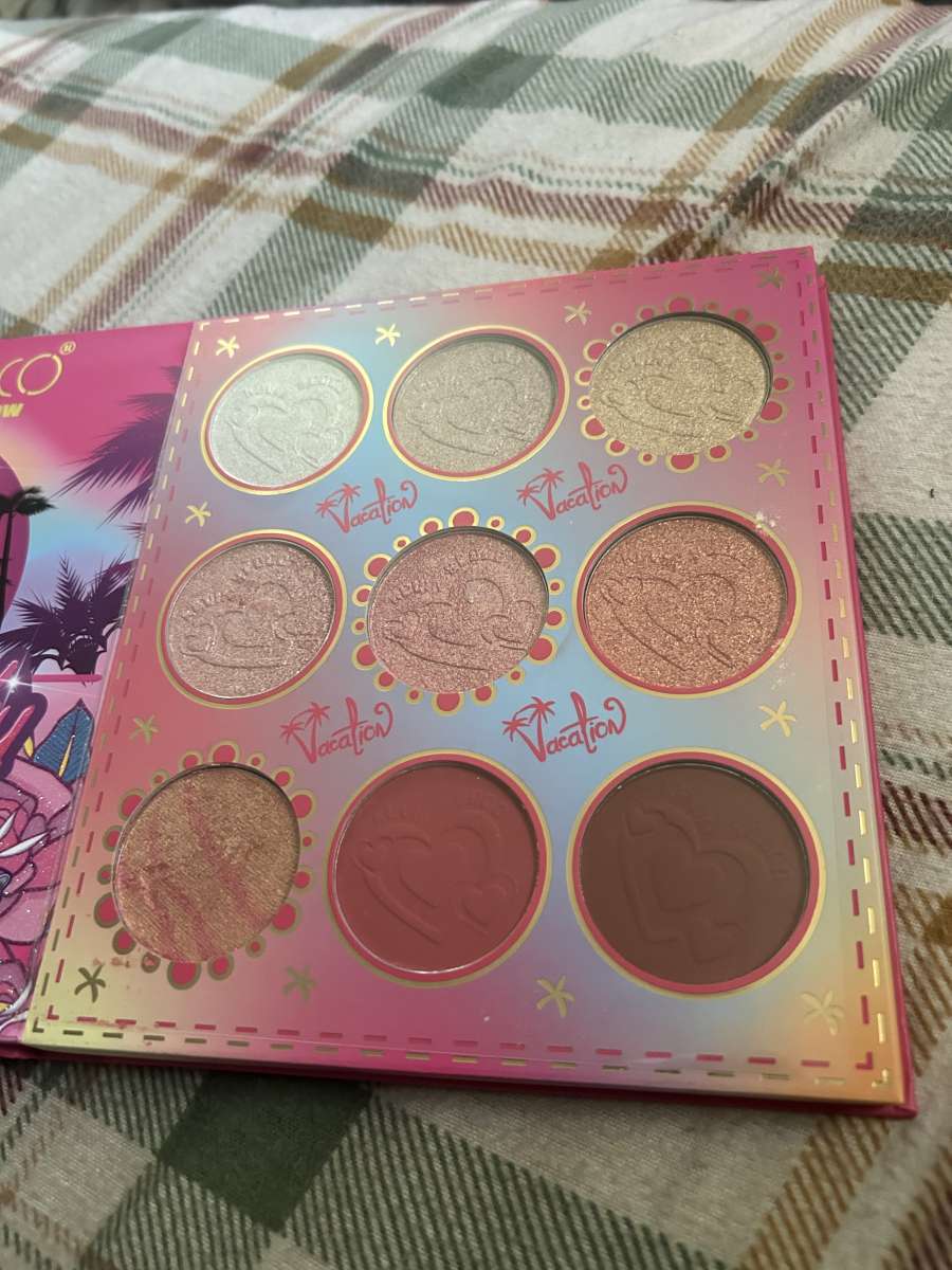 make up eyeshadow palette