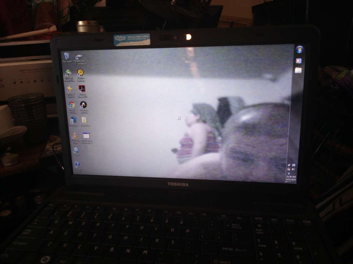 Toshiba Satellite Windows 7 laptop computer