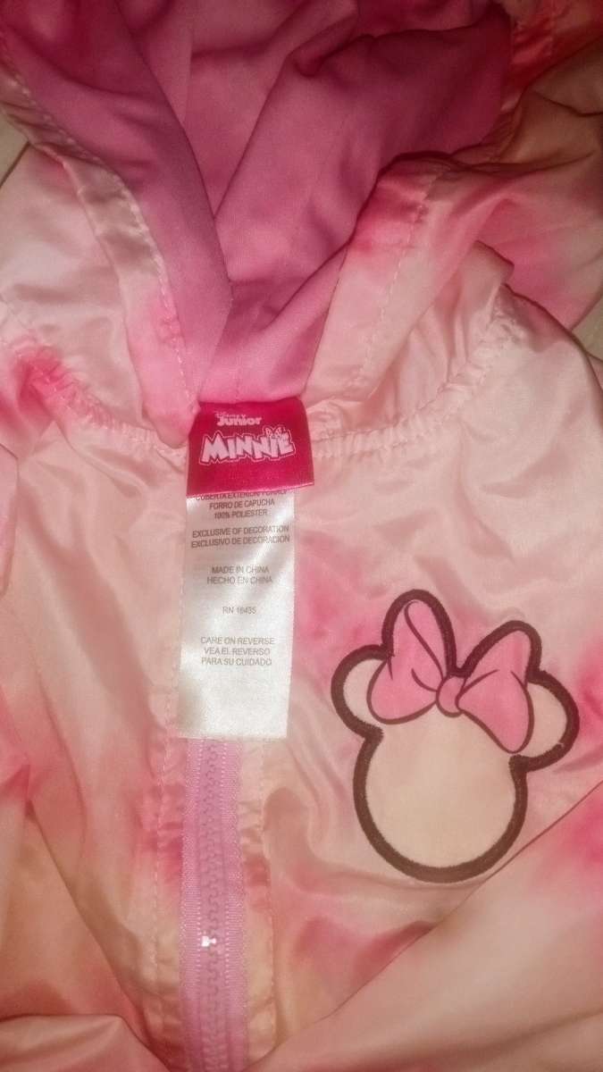 Minnie mouse jacket that is brand new and a size 5