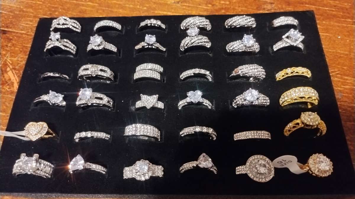 Assorted wedding band sets Engagement rings sets promise rin