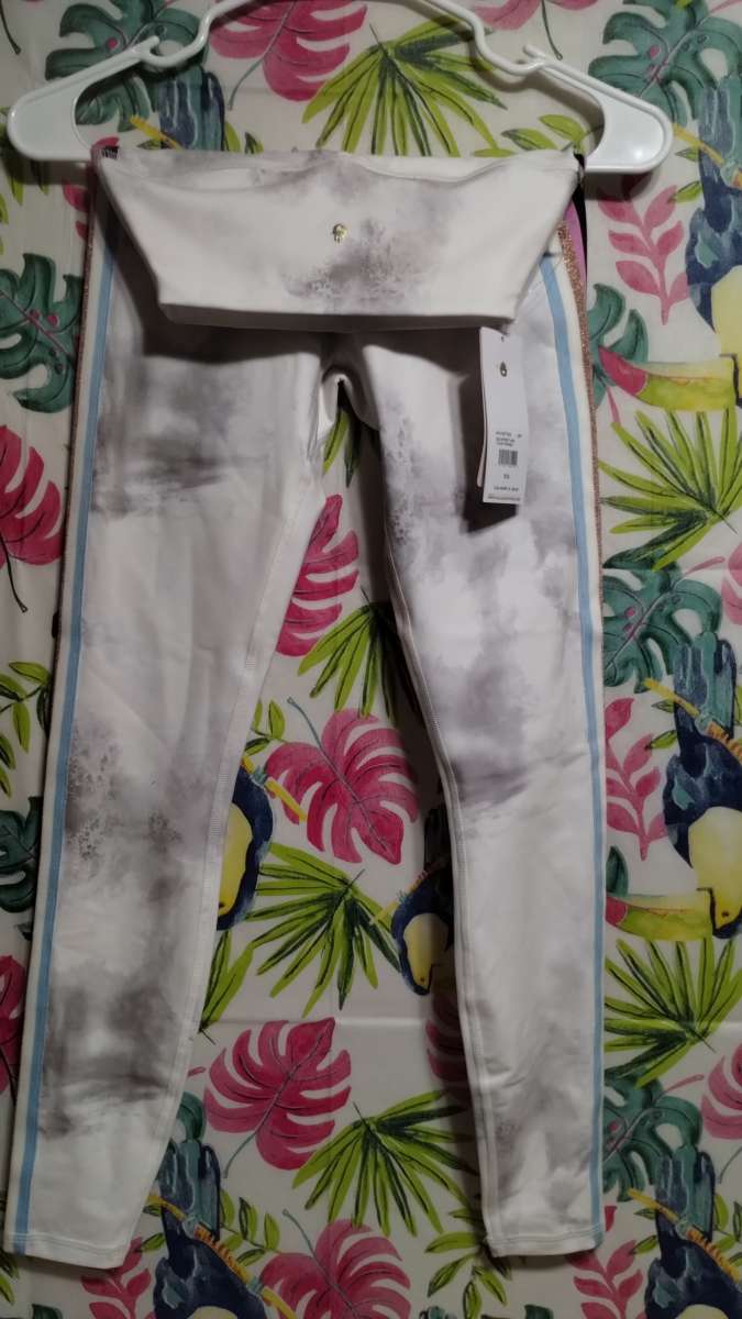 Spiritual Gangster intent dye leggings