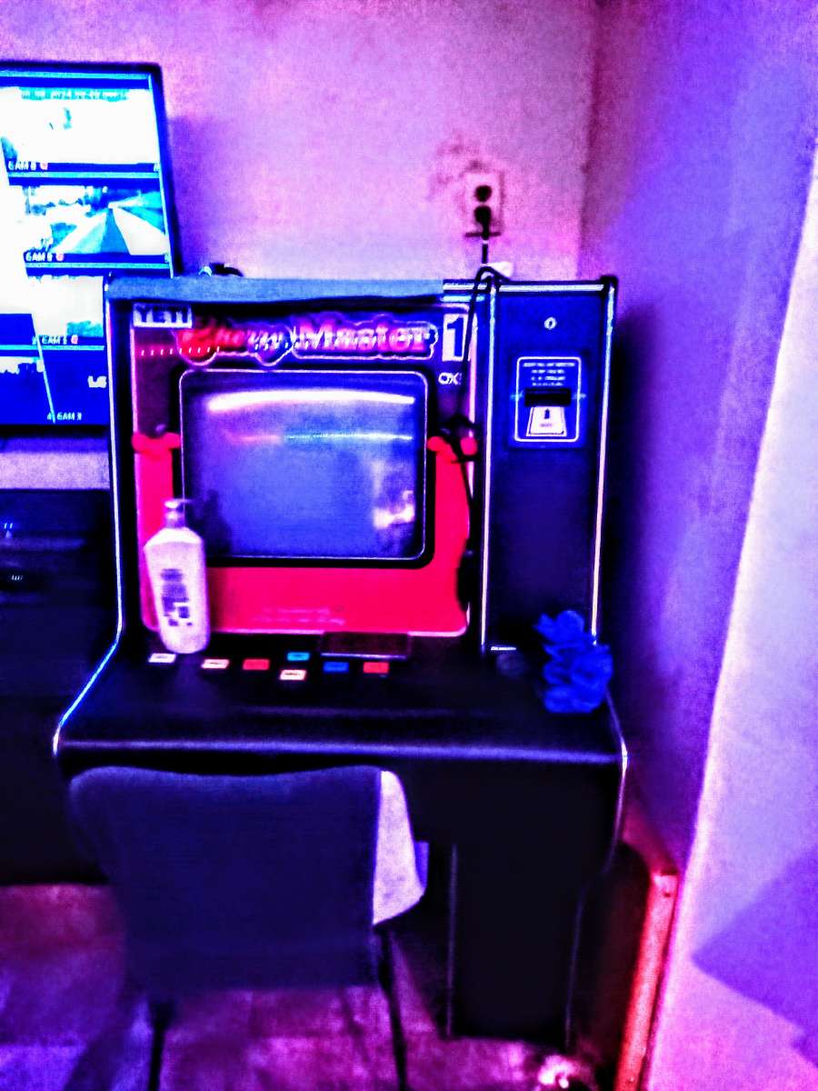 Restored original Cherry Master Slot W Dinah bonus game gam