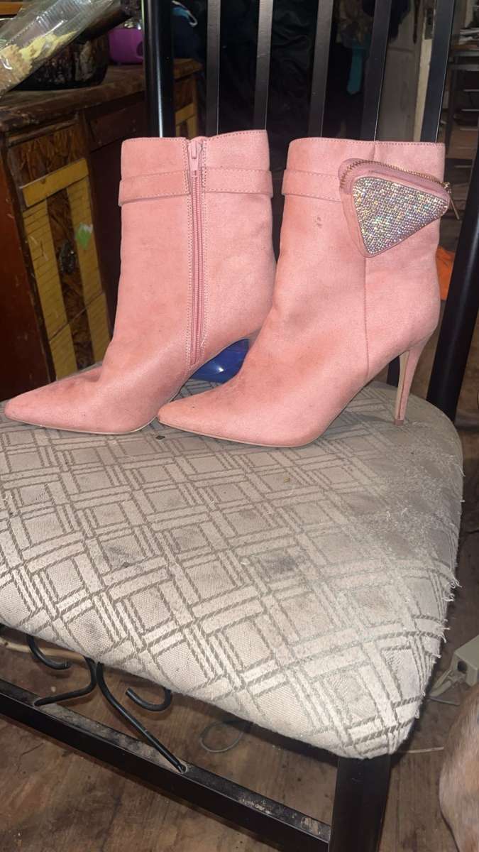 Rouge Helium Heel Booties