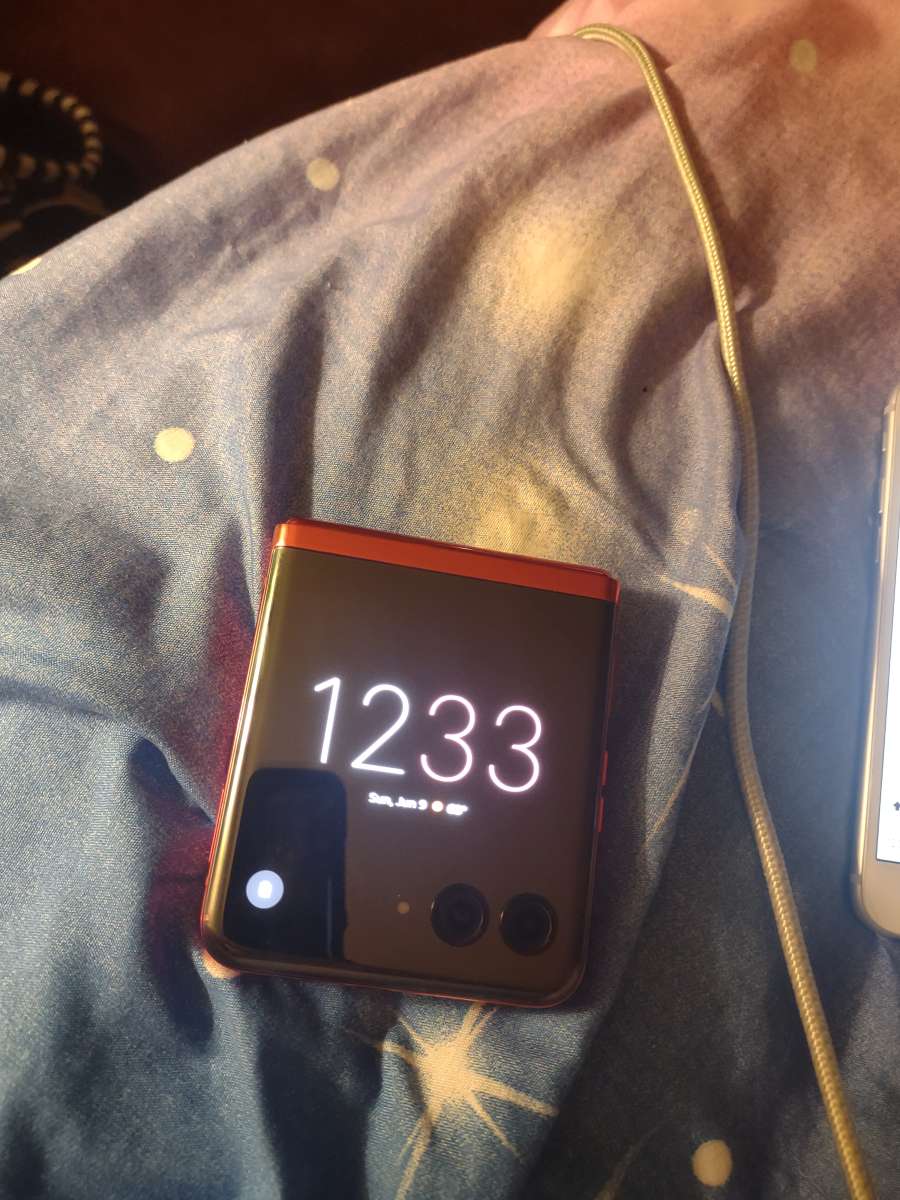 Motorola razr plus 2023