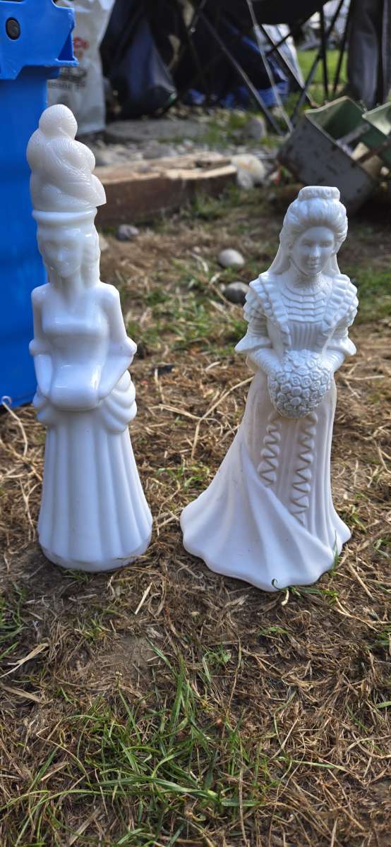 collectable Avon bath oil and cologne