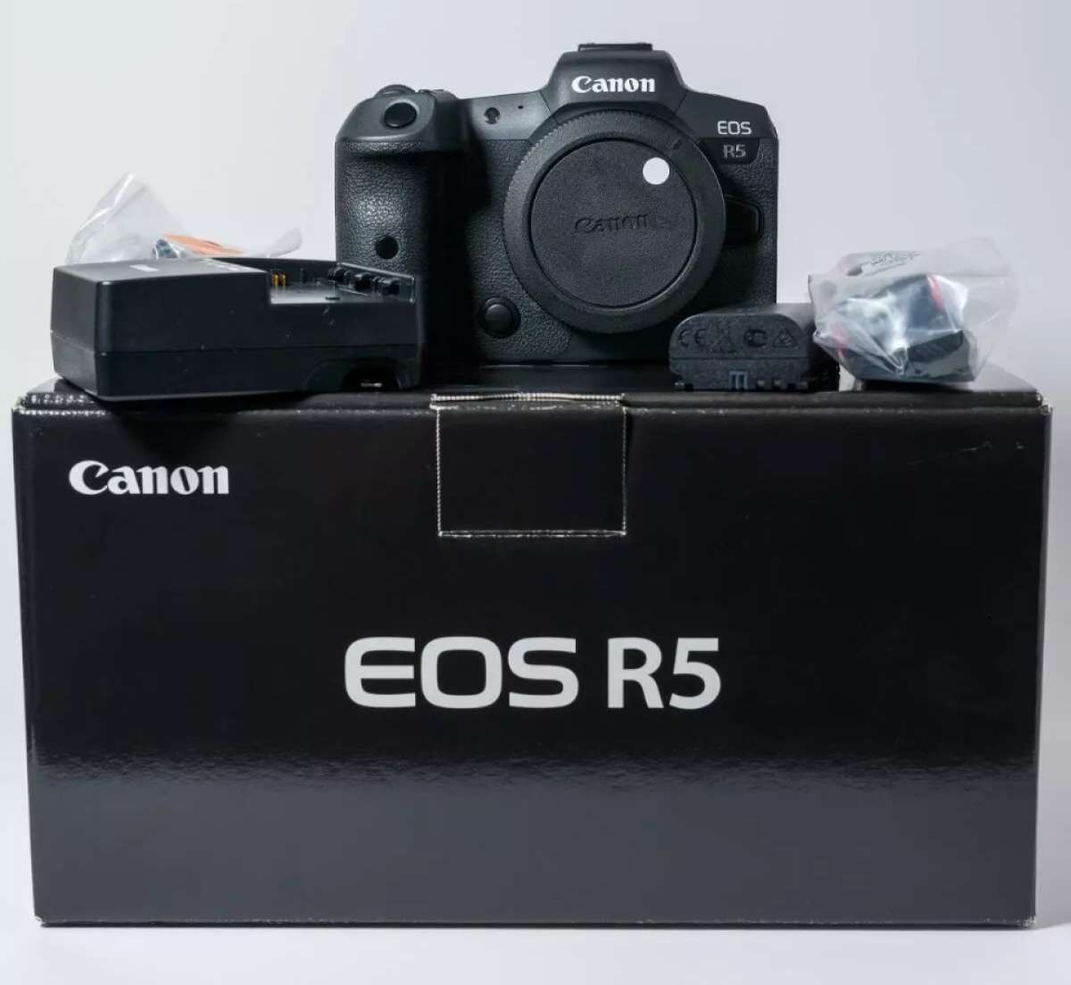 canon EOS R5
