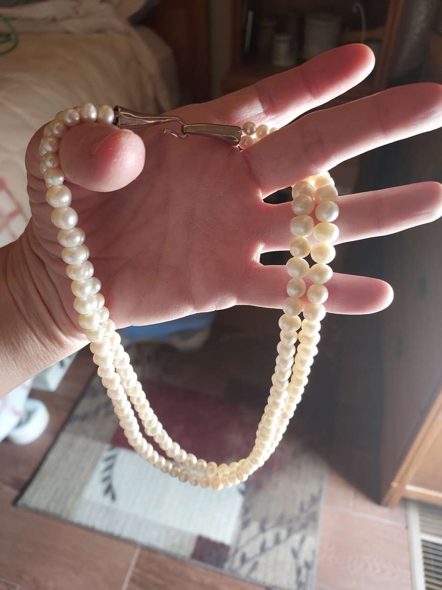 vintage double strand pearls
