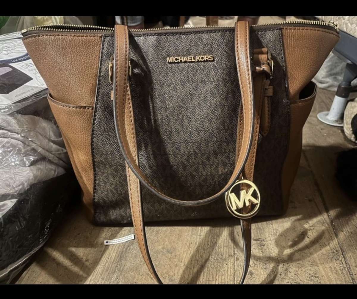 Michael Kors Large Tote Bag and Wallet